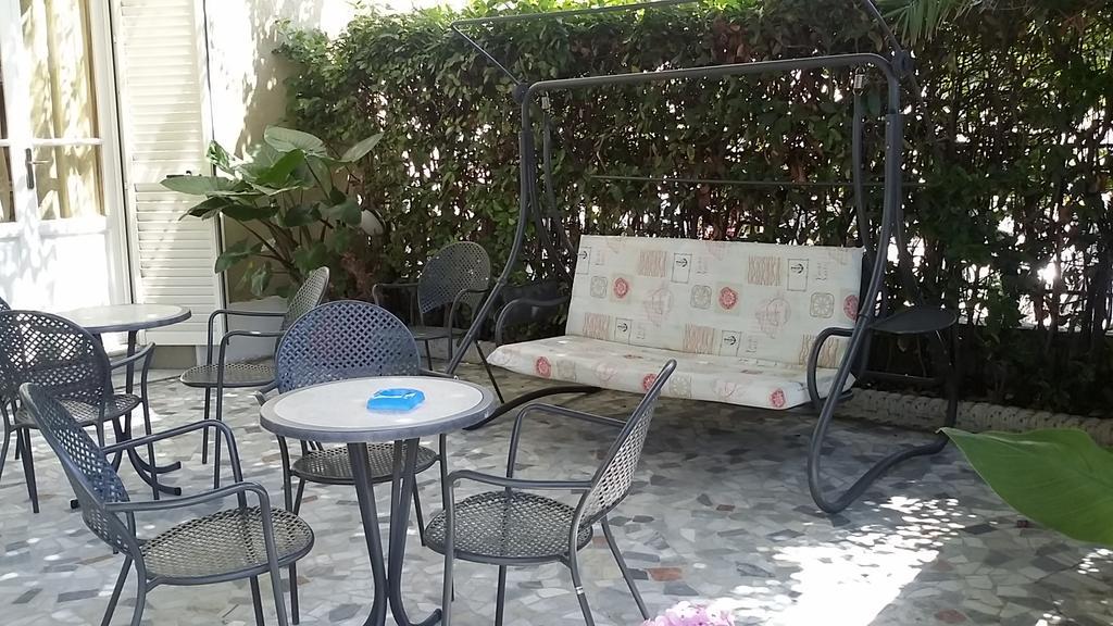 Hotel Eros 2*